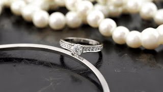 CARTIER 1895 ソリテール リング プラチナ ダイヤモンド 50号 - YouTube