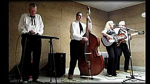 GENA and THE MIDNIGHT LONERS plays Silent Lips (co...