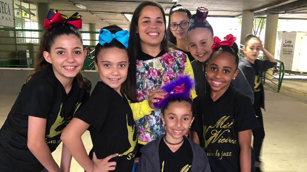 VIAJE COM A GENTE PARA AS NACIONAIS - STUDIO DE JAZZ MÉL VIEIRA