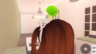Day in a life as a cashier Welcome to Bloxburg
