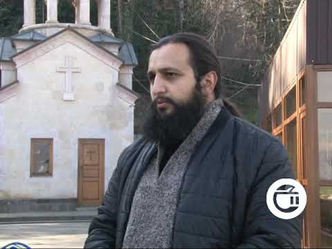 ილია მეორეს აღსაყდრებიდან 42 წელს გურჯაანის  სამების ტაძრის მოძღვრები    ულოცავენ