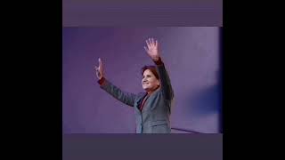 İyi Parti'nin Seçimlerde Kullanacağı Muhteşem Şarkısı Meral Akşener. Resimi