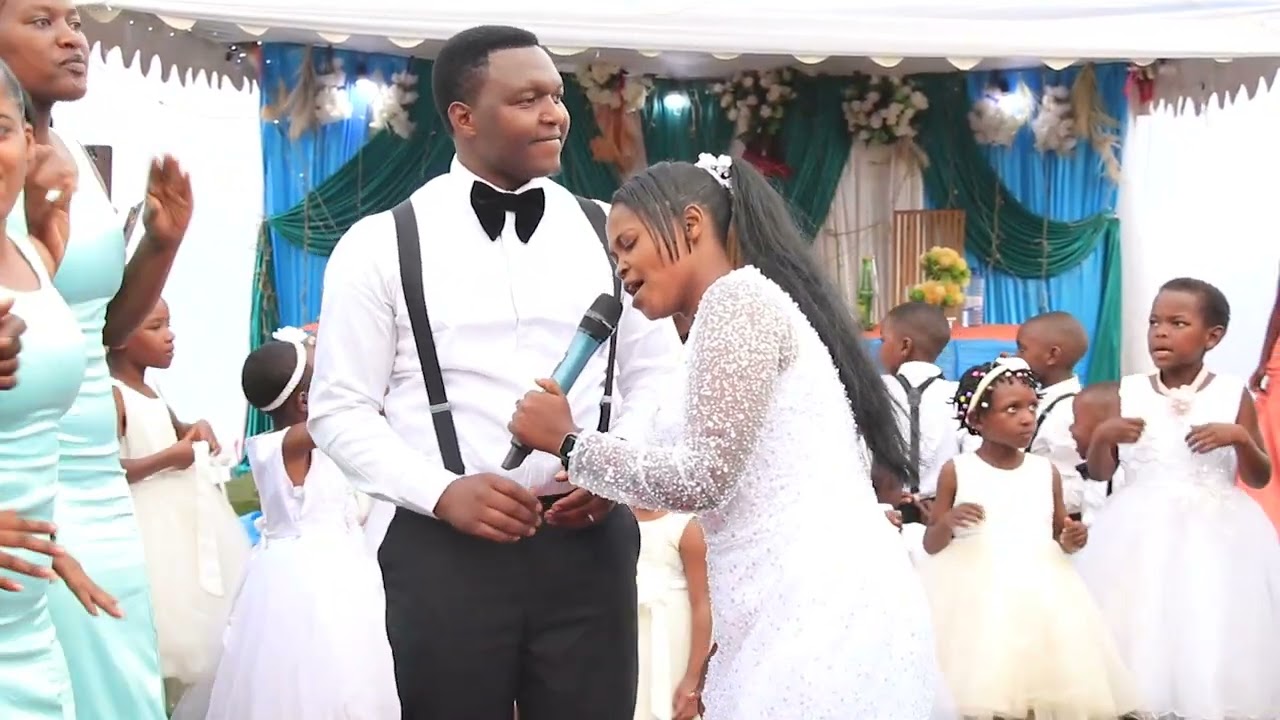 Cyuzuzo wange (indirimbo Umuhanzi Epiphanie aririmbiye umugabo we mubukwe bwabo.