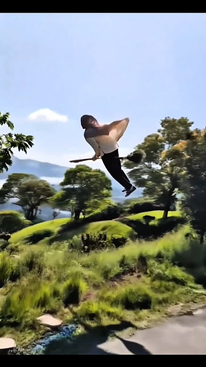 AI Flying Video Tutorial — Feel the Magic of Harry Potter! #shorts #harrypotter
