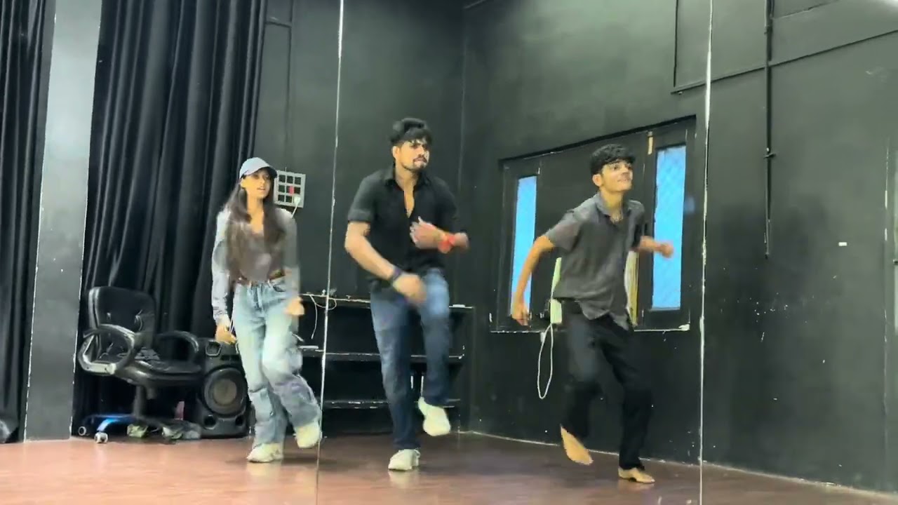 Raat ke Sikari Viral Dance Video | Dance My Gang | Instagram Viral Song 