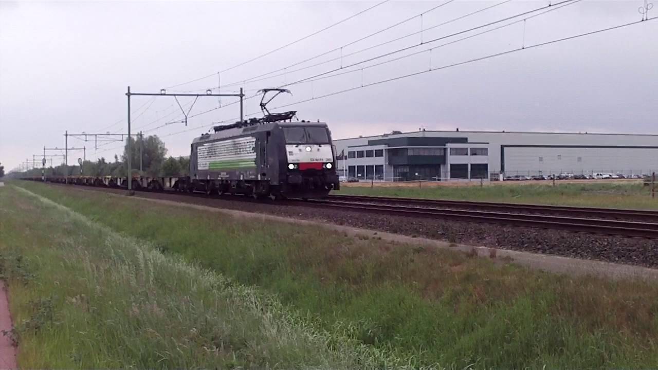 Empty Container Train Empty Container Train RTB at Blerick the NL 20.5.2016 - YouTube