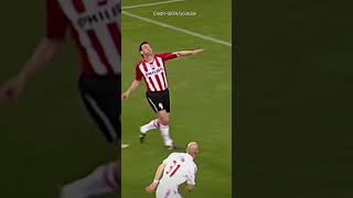 The art of defending |@GamEpond_84 |#yt #ronaldo #messi #neymar #maldini #football #footballedit