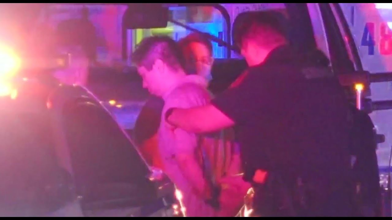 Man in custody after shooting at ambulance in northwest Harris County ...