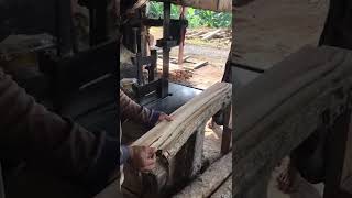 Gergaji kayu #woodcutting