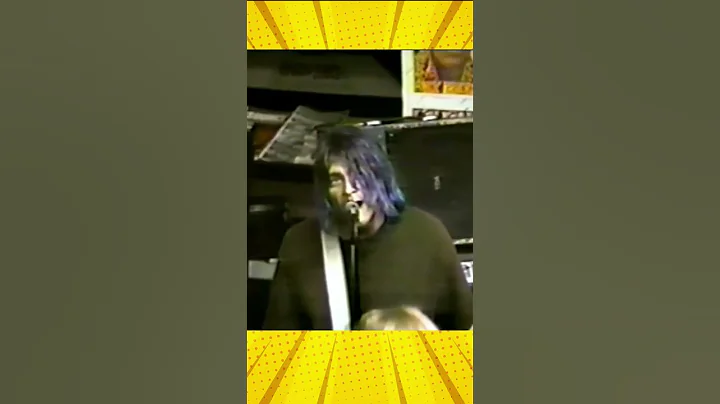 Kurt Cobain singing looking you directly to the eyes, 1991. #shorts