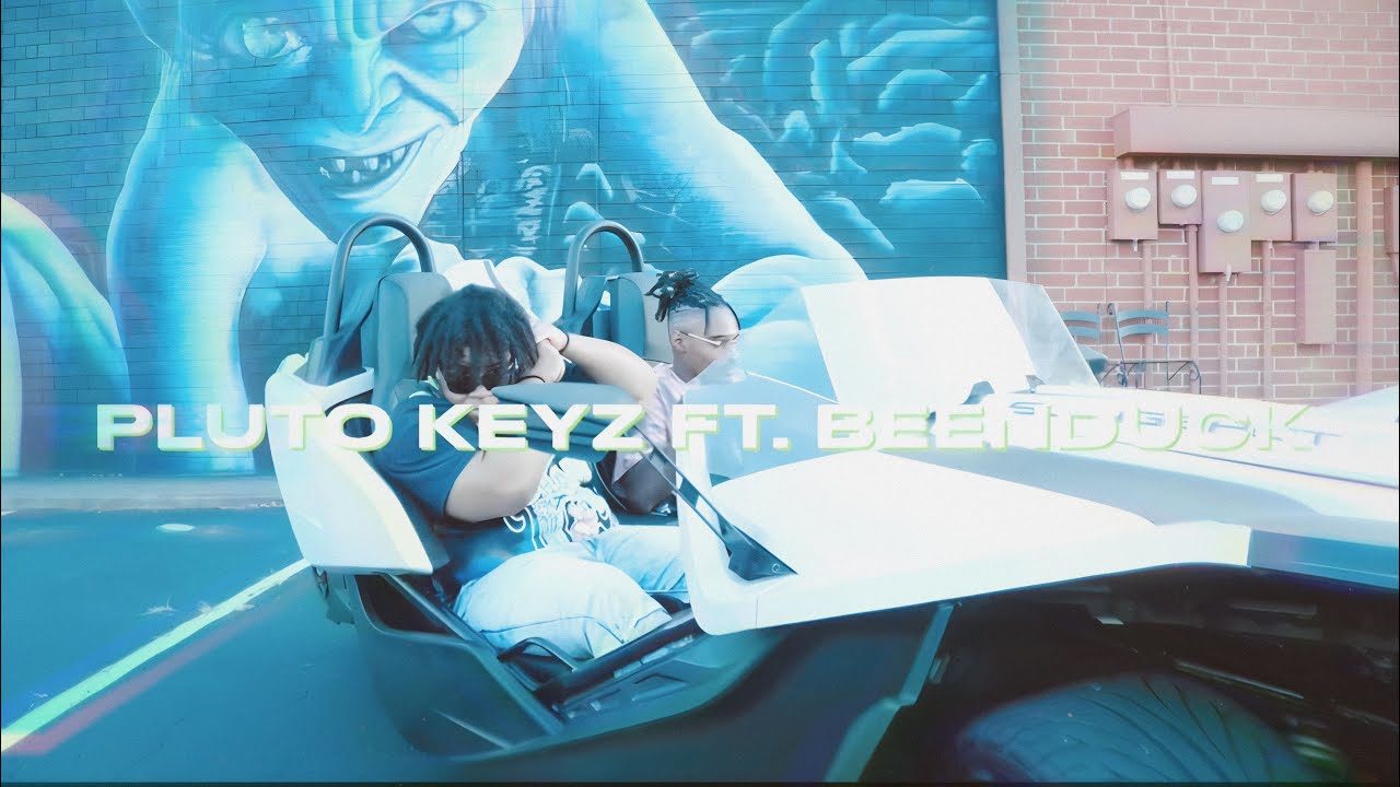 Alienated!! adlı videoyu YouTube'da izle Alienated!! adlı videoyu YouTube'da izle