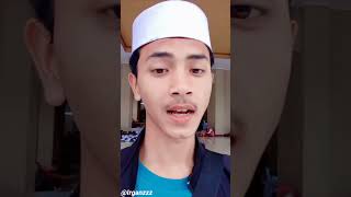 Aku Cemburu Pada Seseorang