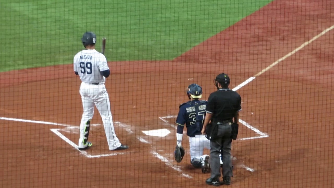 エルネスト・メヒアホームラン YouTube