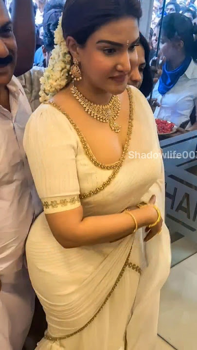 Hot Look Kerala Actress Honey Rose #actress #kerala #shortsvideo #shortsfeed #shorts