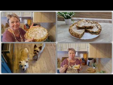 ПЕКУ ПИРОГ СО ЩАВЕЛЕМ ИЗ ПЕСОЧНОГО ТЕСТА И ГОТОВЛЮ КАРТОФЕЛЬНЫЙ СУПЧИК.