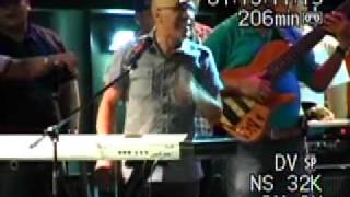 RAMON ORLANDO Y RICHARD MARCELL EN EL BAJO TEMA EL VENAO AñO 2008
