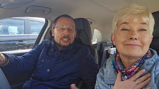 картинка: Как нам помогают белорусы. Кухня в процессе. Ясень надо срезать. #260 