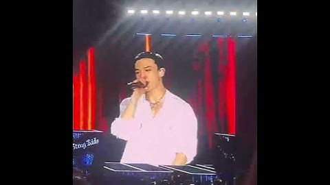 Thumbnail of Hyunjin and Bang Chan singing Escape #hyunjin #bangchan #escape #straykids #kpop