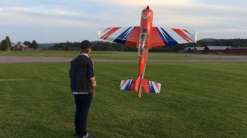 Extreme Flight Yak-54 91" Hovering