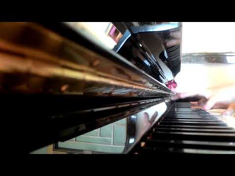 Light Years Away G.E.M. "Passenger" rearranged + play by ear piano cover (Non-pro warning)