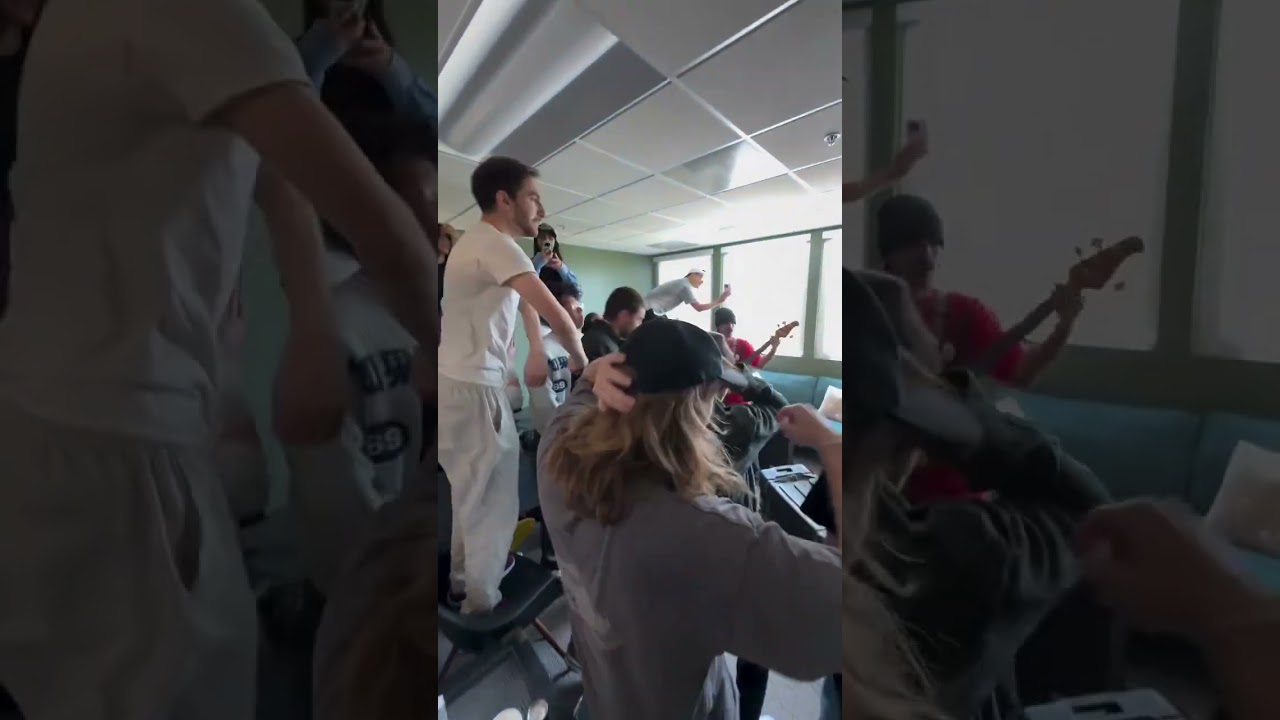 Silly Goose - "Live It Up" Live at DWP Offices 