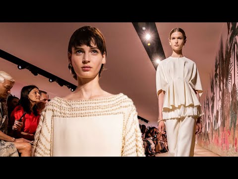 Dior мода Осень Зима 2023/2024 Haute Couture в Париже | Одежда и аксессуары