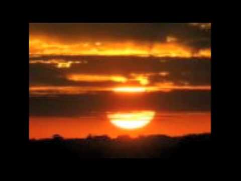 Jules Shear — "Sun Ain't Gonna Shine Anymore"  Jules Shear from the 1994 album  'healing bones'