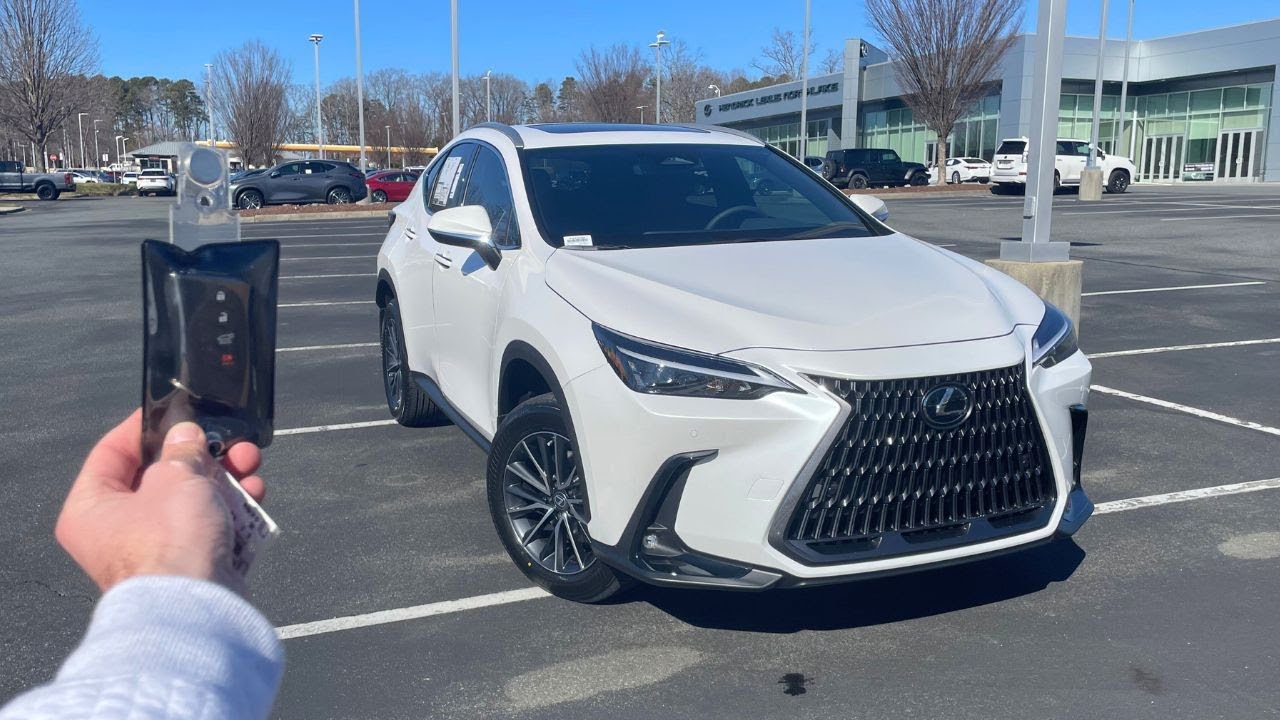 I Drove the 2025 Lexus NX350 Premium and Found Some Surprising Features!