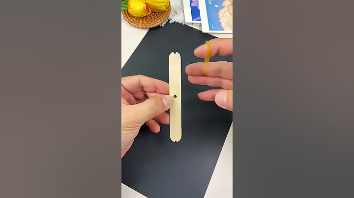 How to make bows and arrows using ice cream sticks and cute rubber bands #crafting #crafts