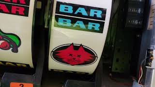 Quick Look Inside an Older Slot Machine for Scrap and Treasure