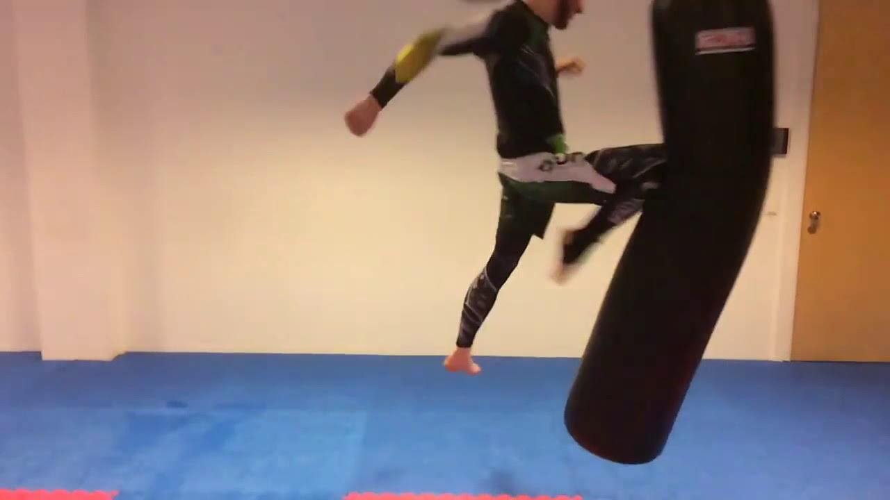 Flying Knee in SlowMo YouTube