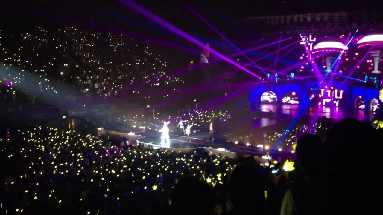 SEUNGRI - STRONG BABY (LIVE CONCERT LONDON 2012, WEMBLEY PARK)