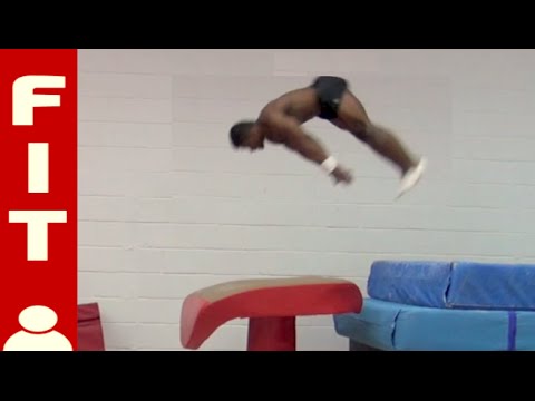 gymkhana YOUNG GYMNAST COURTNEY TULLOCH ON VAULT