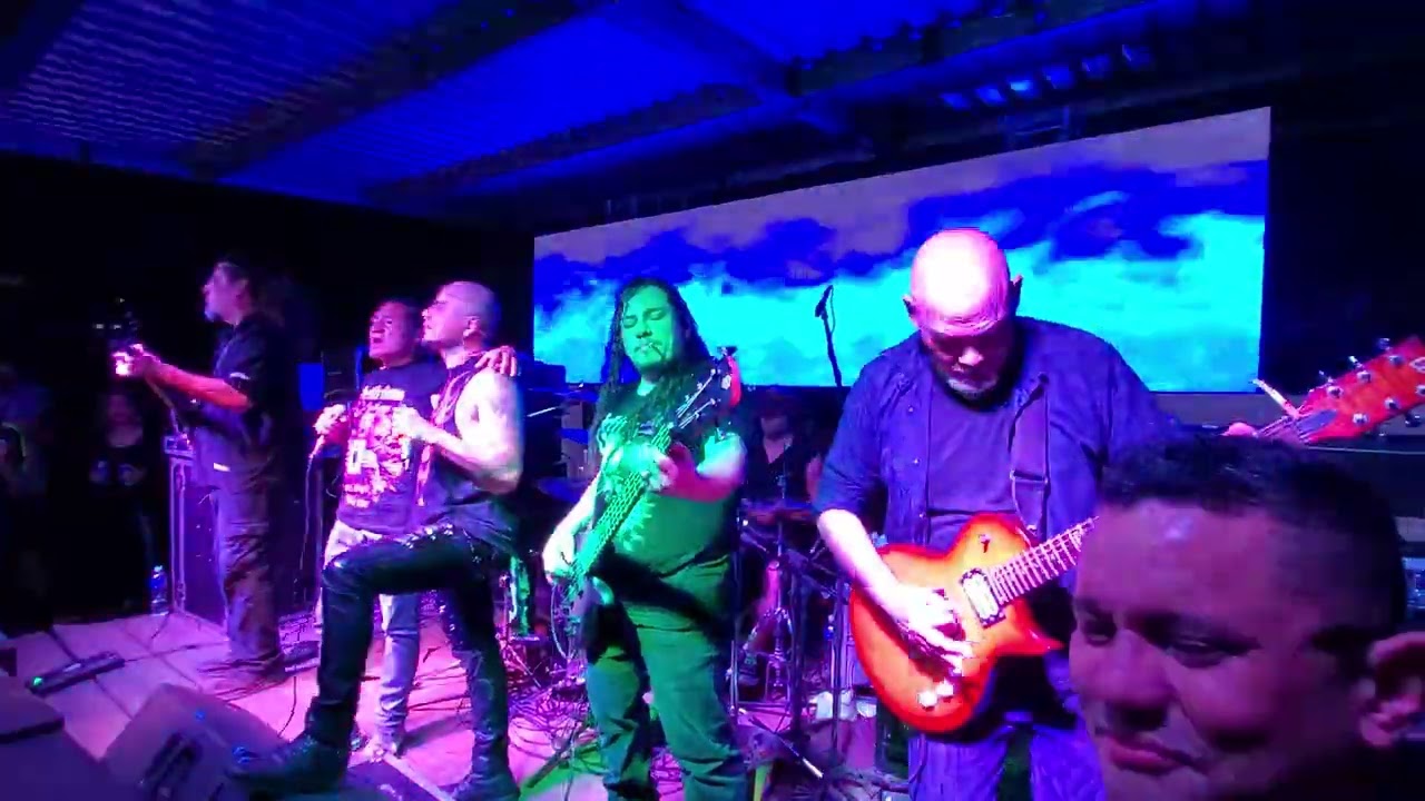 Hermanos en el dolor - Delirium (35 aniversario SPS en vivo con Chino Morales)