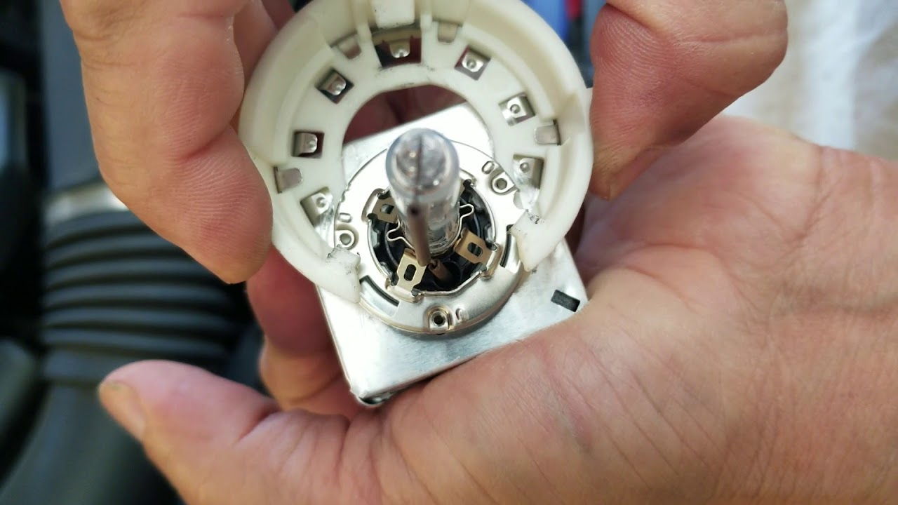 Gen 5 Camaro HID bulb replacement
