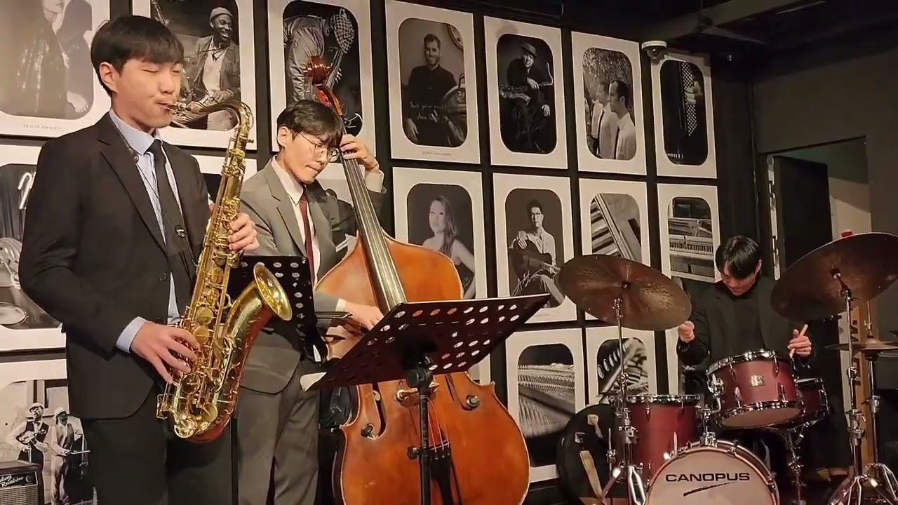 Light And Lovely (C Blues)