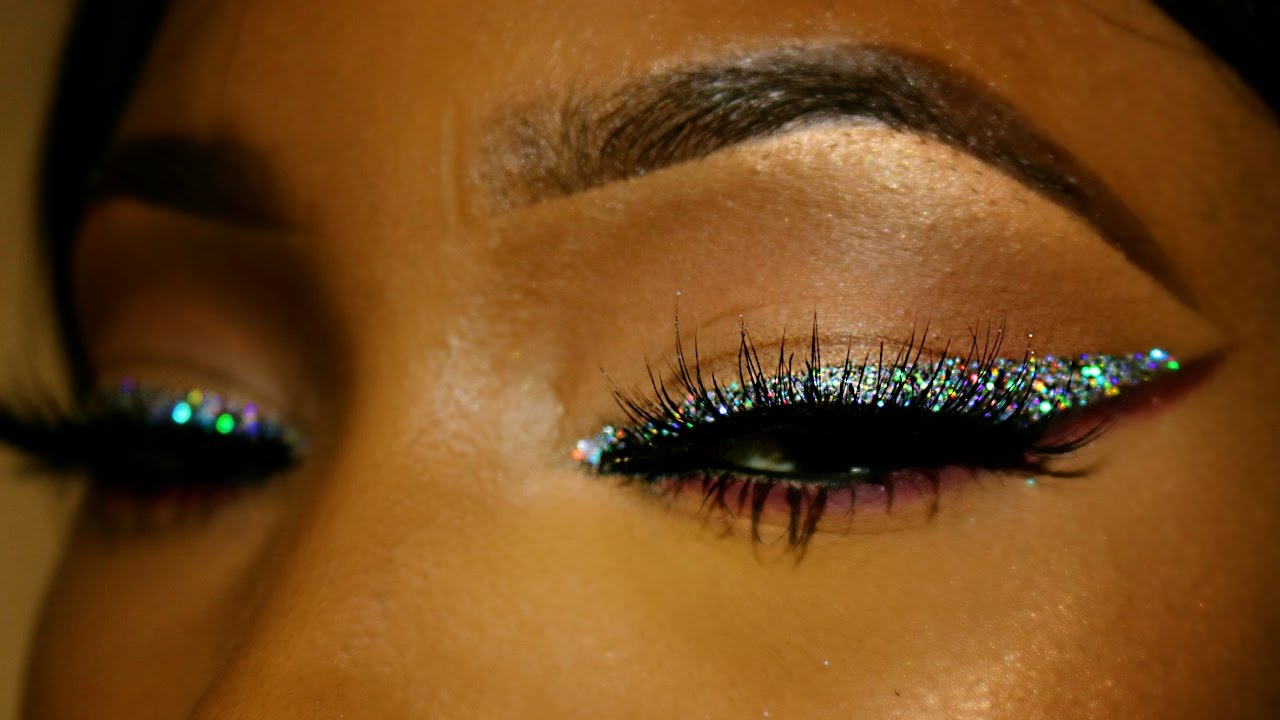 STAND OUT GLITTER WINGED EYELINER YouTube