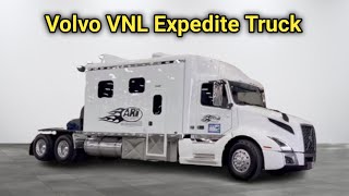 The Luxury Volvo VNL Expedite Truck with Kitchen and Bathroom | Western Star 4800 FXC | Luxury Car |