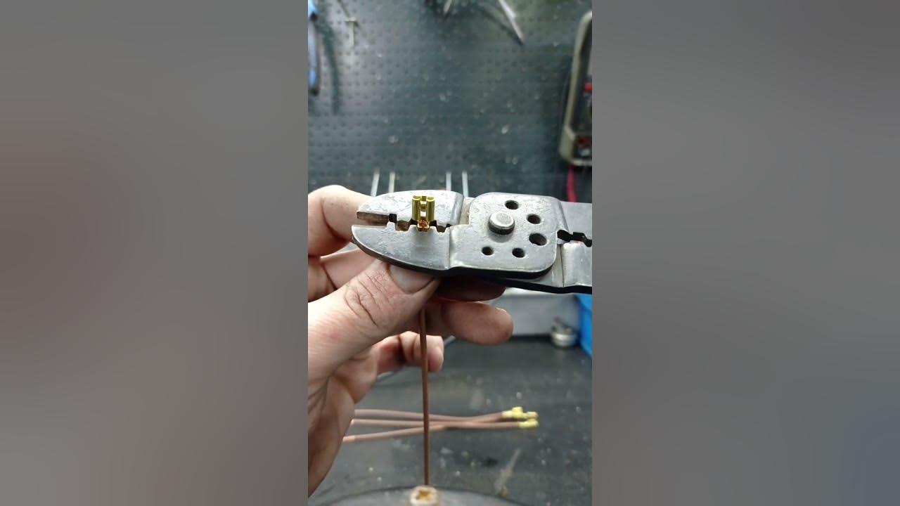 How to crimp spade connectors YouTube