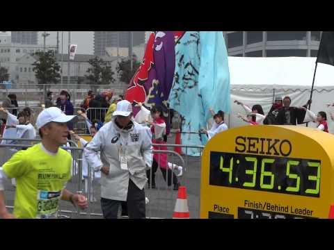 人祭（YOSAKOI演舞） 『昭 和』／42.0km（応援28）地点／大東京マラソン祭り2015