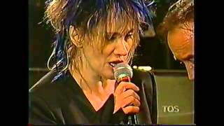 Miniatura del video "Diane Dufresne Oxygène (Live - Québec 2001)"