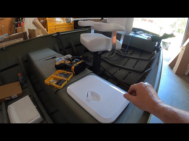 DIY Jon Boat Storage (Adding hatch lids to the benches and a drain plug) 