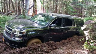 Chevrolet Tahoe  Snow Drift & Offroad Burnout Drag Race