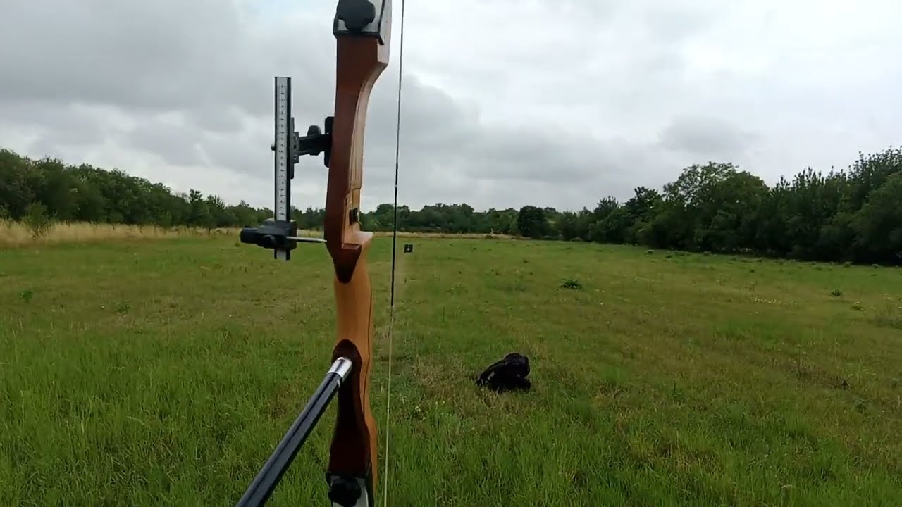 Decathlon geologic club 500-  První střílení na 50 metrů s posledními šípy dne