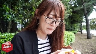 JAPANESE GIRL TASTES MEXICAN CANDIES FOR THE FIRST TIME screenshot 3