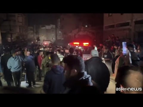 Video Gaza, raid di Israele sul campo Al-Shati: 5 morti