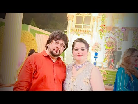 guys Aaj ham log Gaye shaadi mein bohot maze  aaya aur I hope aapko pasand hai  Insha Khan