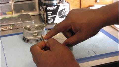 How to install and clock piston rings