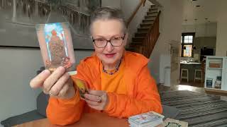 видео: Что скрывает загаданный вами человек?  🙏Где и с кем он сейчас? 😇 Колена Таро картинка: Что скрывает загаданный вами человек?  🙏Где и с кем он сейчас? 😇 Колена Таро