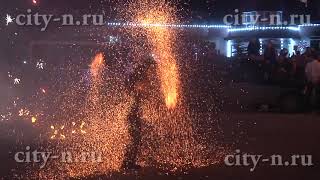 "Вирус", огненное шоу и салют в Новокузнецке "Вирус", огненное шоу и салют в Новокузнецке